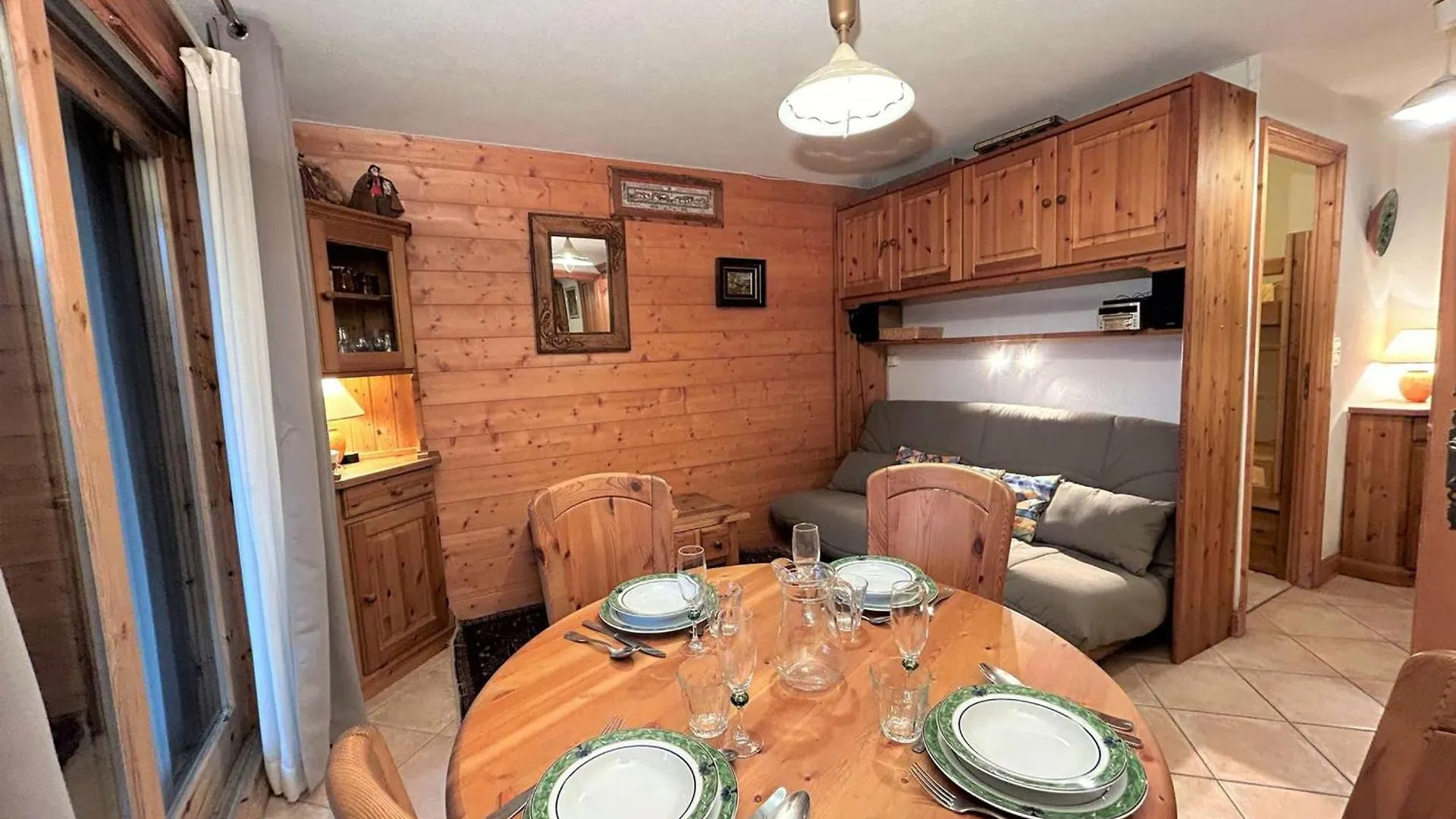 Apartment Charmant 3 Pieces Pour 5 Pers. A Meribel Village, Proche Pistes Et Commerces - Fr-1-180-605 Les Allues