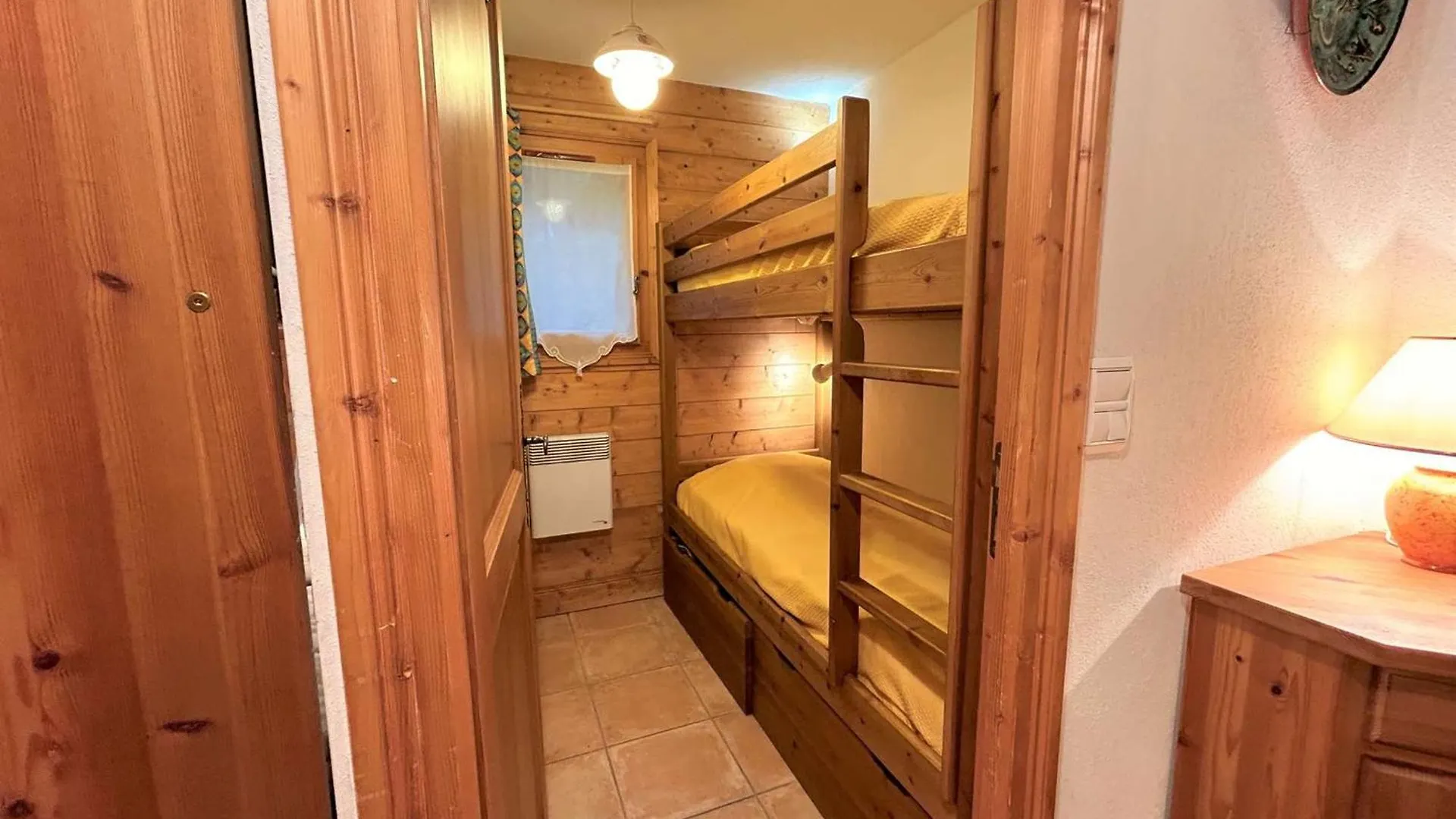 Apartment Charmant 3 Pieces Pour 5 Pers. A Meribel Village, Proche Pistes Et Commerces - Fr-1-180-605 Les Allues France