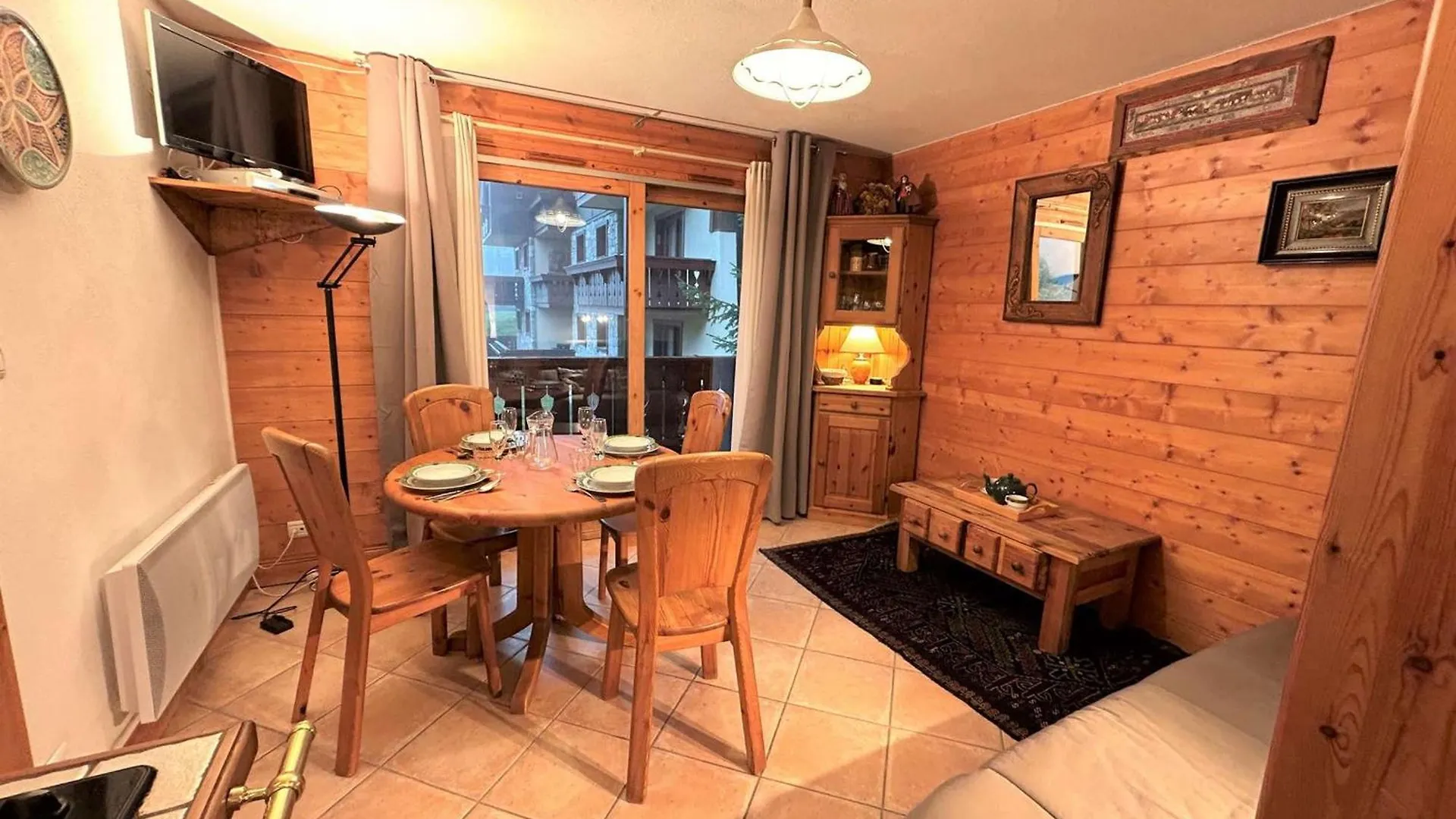 Charmant 3 Pieces Pour 5 Pers. A Meribel Village, Proche Pistes Et Commerces - Fr-1-180-605 Les Allues