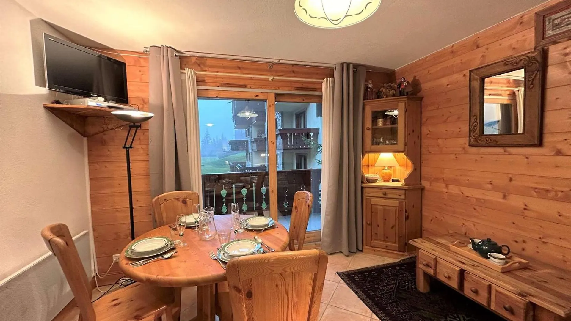 Charmant 3 Pieces Pour 5 Pers. A Meribel Village, Proche Pistes Et Commerces - Fr-1-180-605 Les Allues