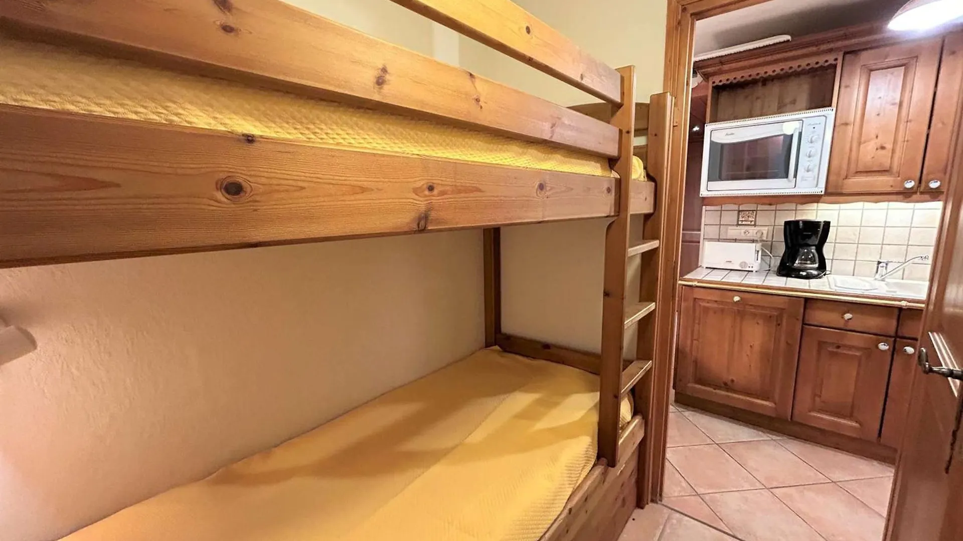 Charmant 3 Pieces Pour 5 Pers. A Meribel Village, Proche Pistes Et Commerces - Fr-1-180-605 Les Allues France
