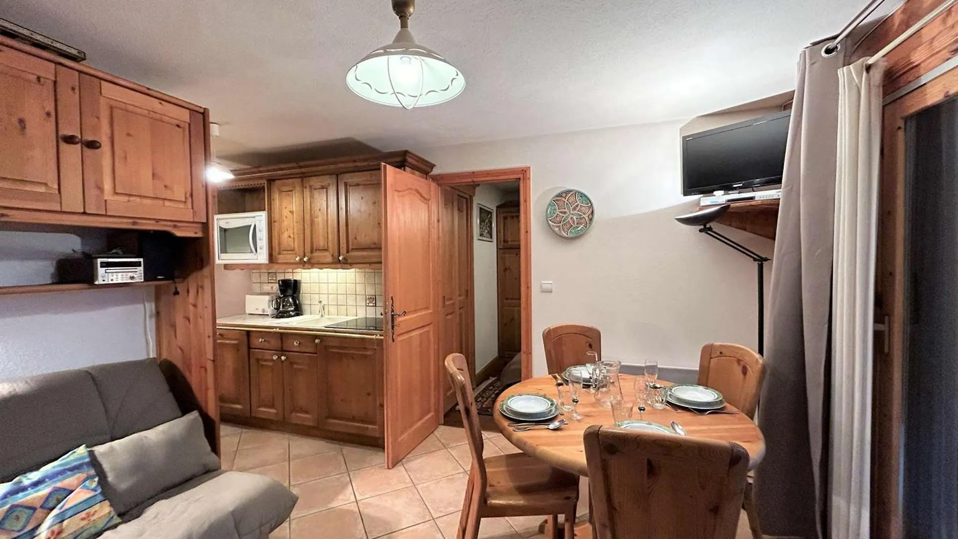 Charmant 3 Pieces Pour 5 Pers. A Meribel Village, Proche Pistes Et Commerces - Fr-1-180-605 Les Allues France